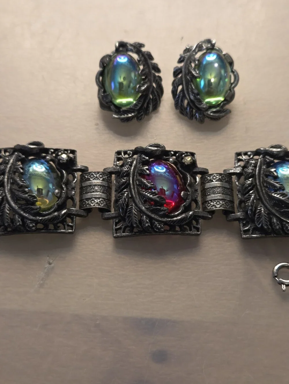 Vintage Iridescent Glass Cabochon Bracelet Earrings Set Silver Tone